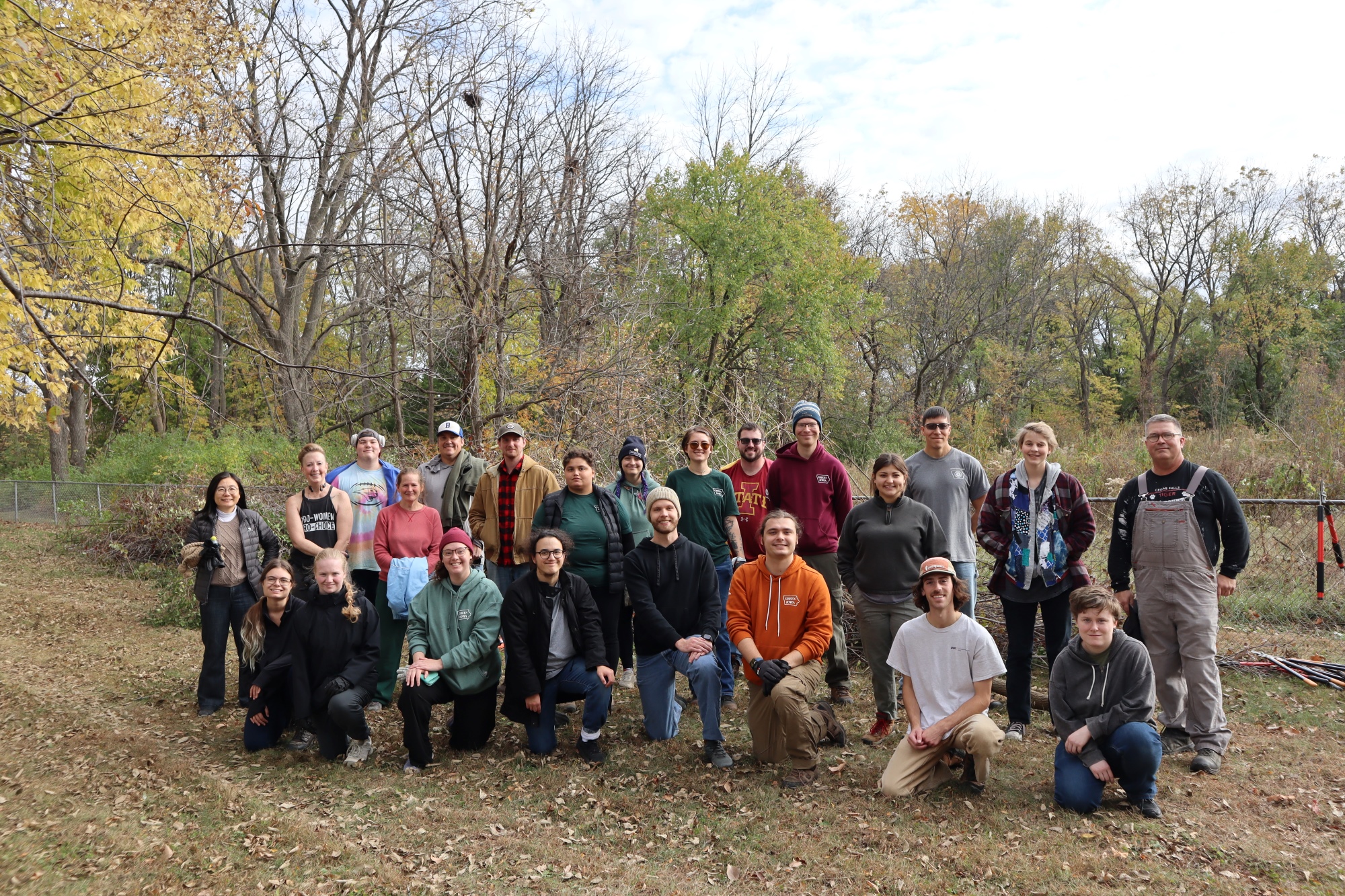 Group of volunteers from the 2025 volunteer work day. 